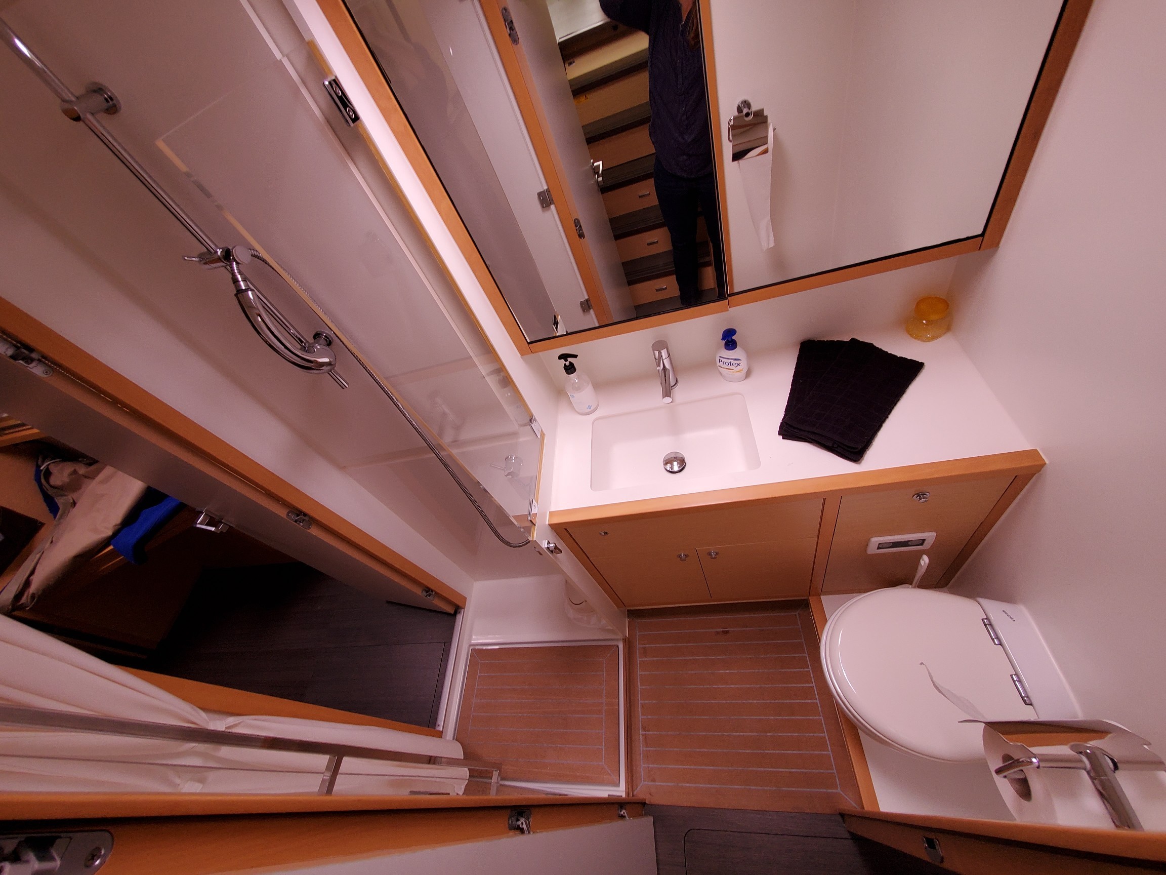 Used Sail Catamaran for Sale 2013 Lagoon 620  Layout & Accommodations